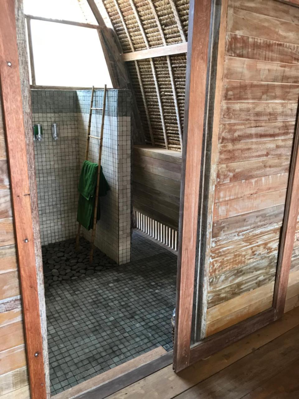 Hotel Alam Karang Gili Gede Zewnętrze zdjęcie