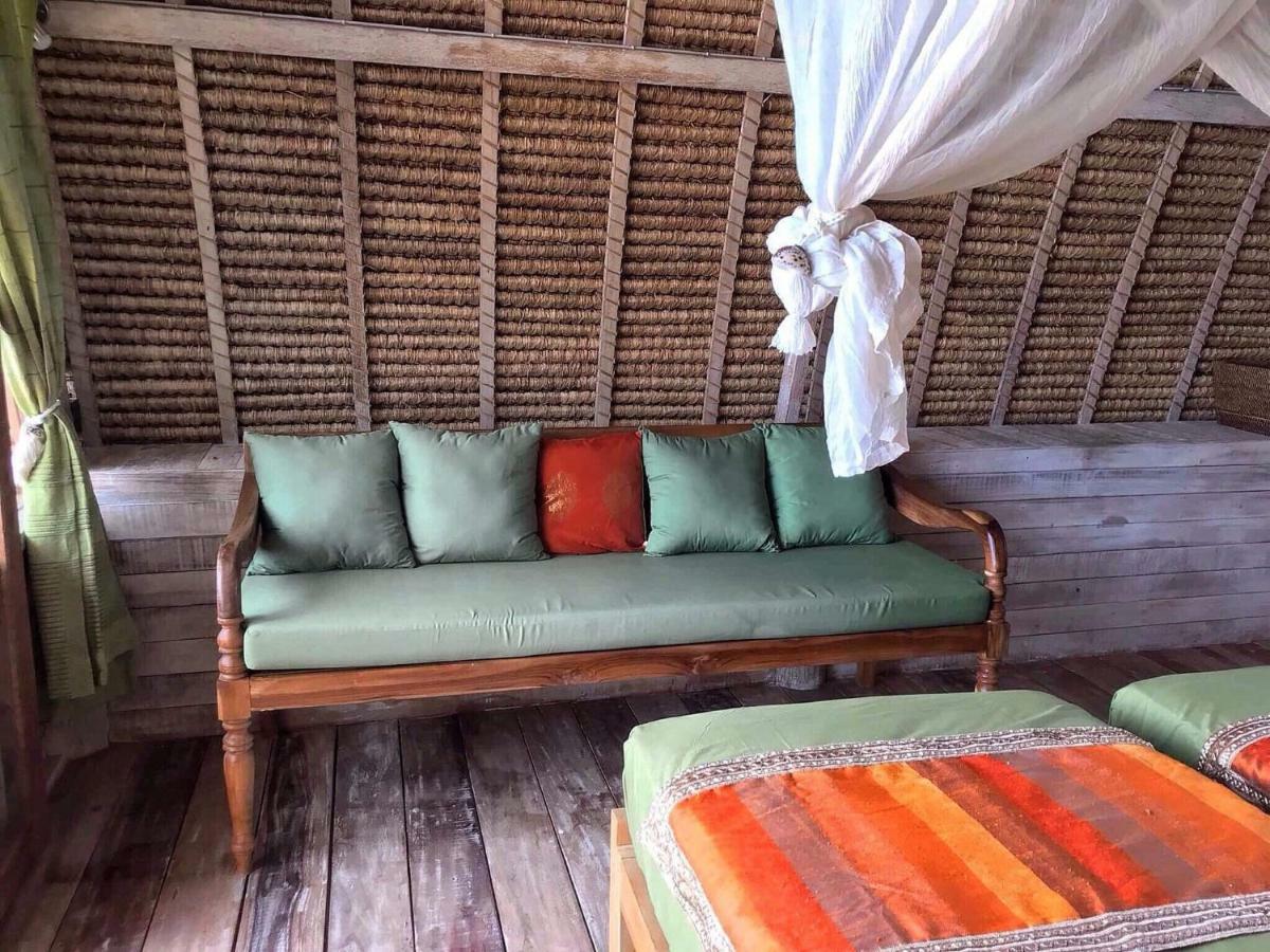 Hotel Alam Karang Gili Gede Zewnętrze zdjęcie