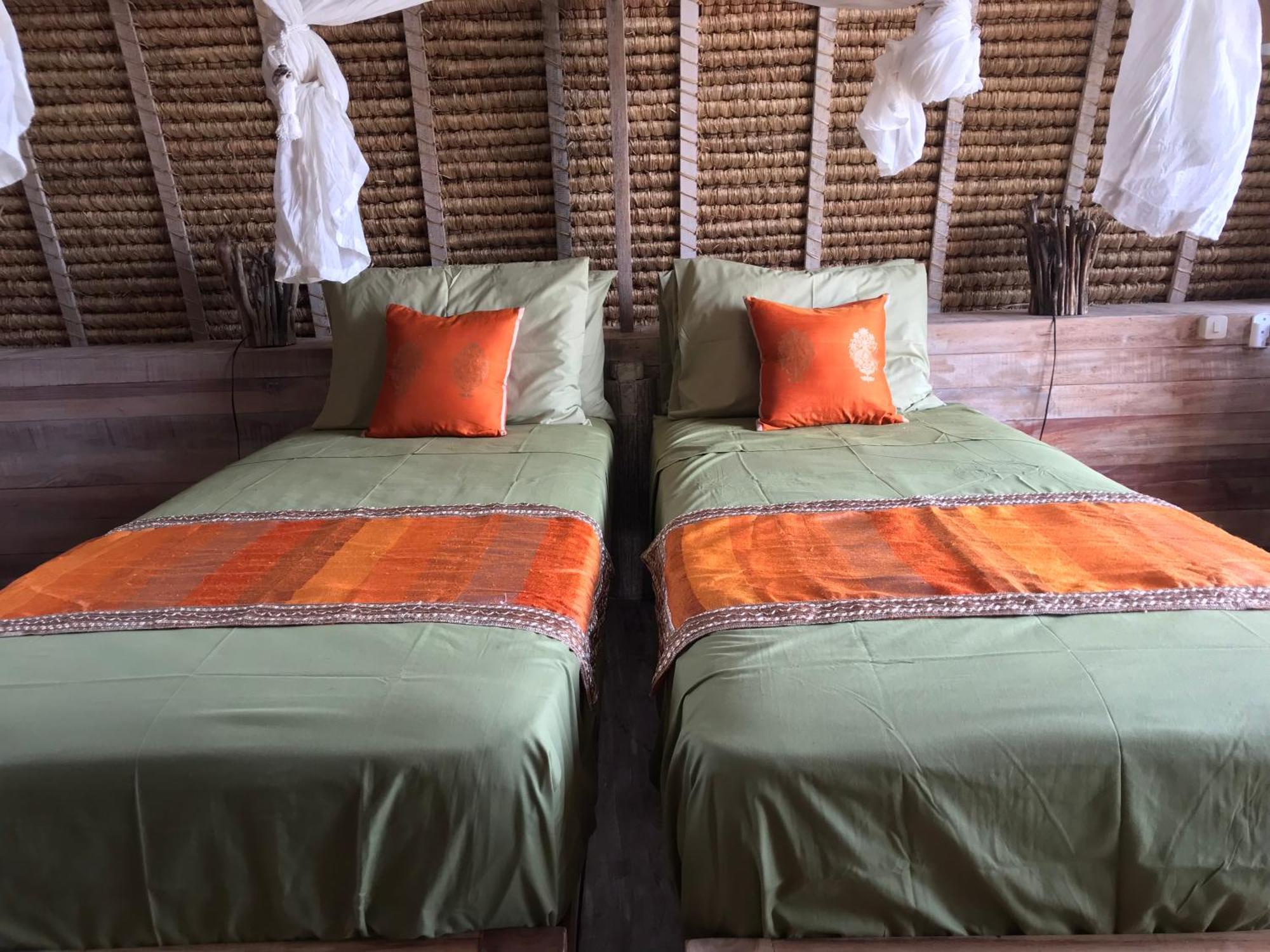 Hotel Alam Karang Gili Gede Zewnętrze zdjęcie